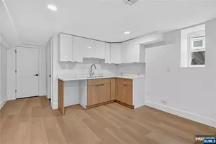 46 Hudson Ave A, Edgewater, NJ 07020 - Photo 19