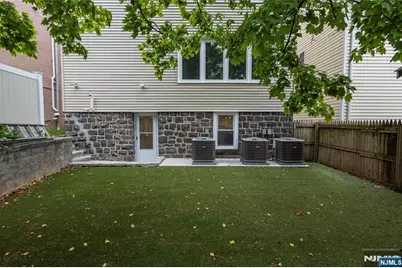 46 Hudson Avenue A #A, Edgewater, NJ 07020 - Photo 23