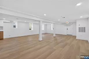 46 Hudson Ave A, Edgewater, NJ 07020 - Photo 17