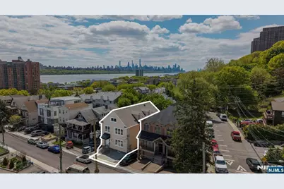 46 Hudson Avenue A #A, Edgewater, NJ 07020 - Photo 25