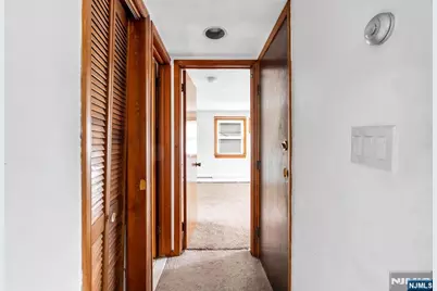 123 Summit Avenue, Elmwood Park, NJ 07407 - Photo 25