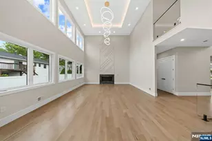 317 Edstan Way, Paramus, NJ 07652 - Photo 9