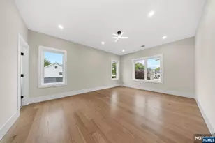 317 Edstan Way, Paramus, NJ 07652 - Photo 25