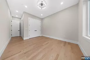 317 Edstan Way, Paramus, NJ 07652 - Photo 19
