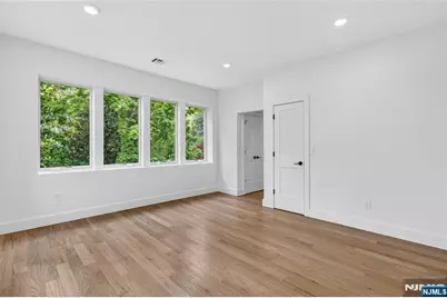 46 Hudson Avenue B #B, Edgewater, NJ 07020 - Photo 11