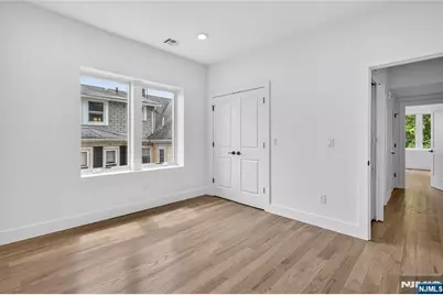 46 Hudson Avenue B #B, Edgewater, NJ 07020 - Photo 9
