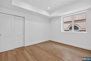 46 Hudson Ave B, Edgewater, NJ 07020 - Photo 15
