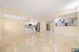399 11th Street 206, Palisades Park, NJ 07650 - Photo 1
