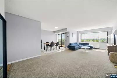 150 Overlook Avenue 8D #8D, Hackensack, NJ 07601 - Photo 3