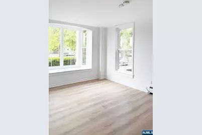 115 W Allendale Avenue 3 #3, Allendale, NJ 07401 - Photo 11