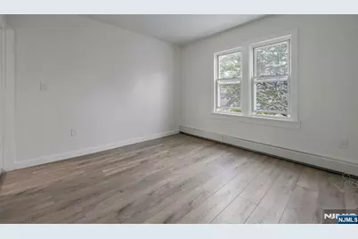 9 Spencer Avenue, Clifton, NJ 07013 - Photo 3