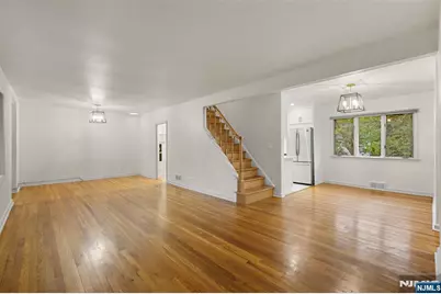 32 Beechwood Road, Cresskill, NJ 07626 - Photo 5