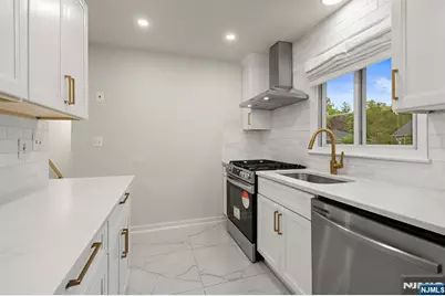 32 Beechwood Road, Cresskill, NJ 07626 - Photo 3