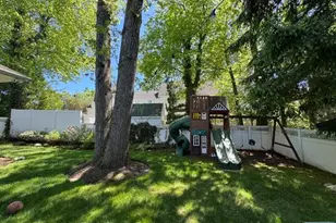 575 Knickerbocker Rd, Tenafly, NJ 07670 - Photo 23