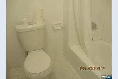 15-34 Parmelee Avenue 1 #1, Fair Lawn, NJ 07410 - Photo 9