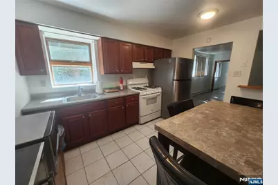 210 Newark Avenue, Lyndhurst Township, NJ 07071 - Photo 21