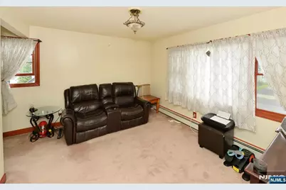 11-01 1st Street, Fair Lawn, NJ 07410 - Photo 11