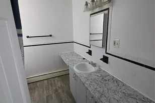 30 Hudson Terrace C, Edgewater, NJ 07020 - Photo 3