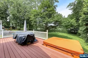 230 Pinelynn Rd, Glen Rock, NJ 07452 - Photo 19