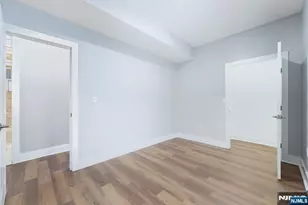 913 S 18th Street 2, Newark, NJ 07108 - Photo 21