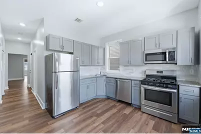 913 S 18th Street 2 #2, Newark, NJ 07108 - Photo 3