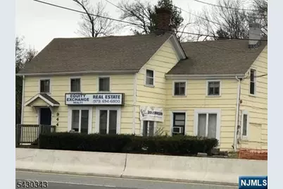 944 Hamburg Turnpike, Wayne, NJ 07470 - Photo 1