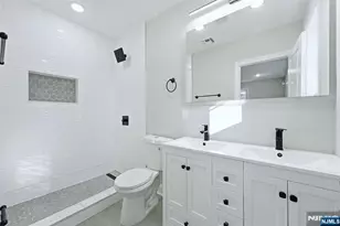 46 Eppirt St, East Orange, NJ 07018 - Photo 7
