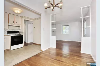 110 Canterbury Avenue, North Arlington, NJ 07031 - Photo 5