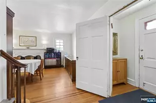 290 Winthrop Rd, Teaneck Township, NJ 07666 - Photo 3