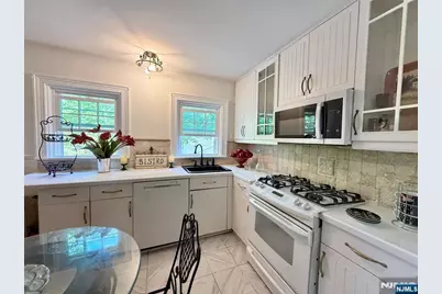 76 Elm Street, Westwood, NJ 07675 - Photo 9