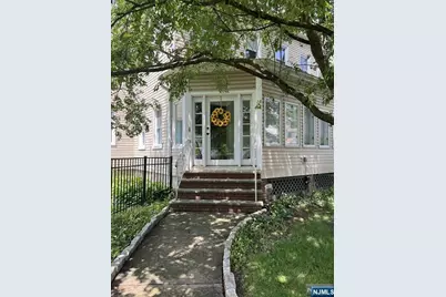 211 Paterson Avenue 2nd Fl #2nd Fl, Midland Park, NJ 07432 - Photo 1
