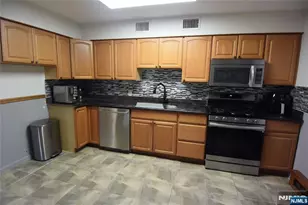 348 Teaneck Road 1 Floor, Ridgefield Park, NJ 07660 - Photo 5