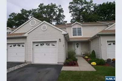 44 Foxwood Square, Old Tappan, NJ 07675 - Photo 1