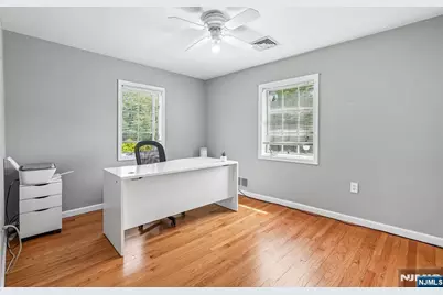 172 Concord Drive, River Edge, NJ 07661 - Photo 29