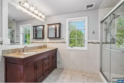 172 Concord Drive, River Edge, NJ 07661 - Photo 35