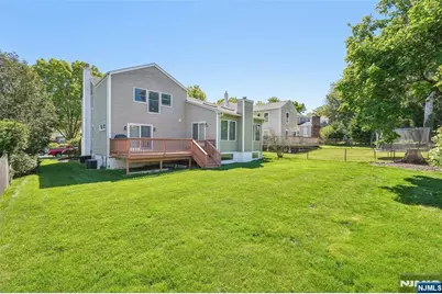 172 Concord Drive, River Edge, NJ 07661 - Photo 45