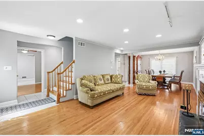 172 Concord Drive, River Edge, NJ 07661 - Photo 7