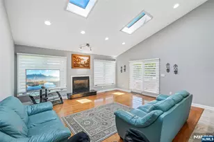 172 Concord Dr, River Edge, NJ 07661 - Photo 5