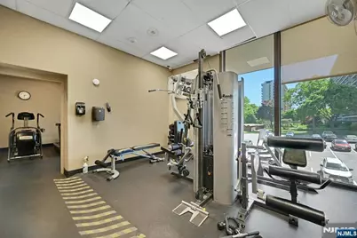 5 Horizon Road 807 #807, Fort Lee, NJ 07024 - Photo 25