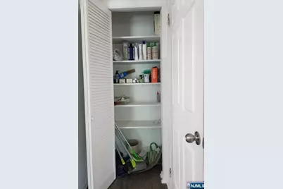 570 North Avenue F #F, Fort Lee, NJ 07024 - Photo 19