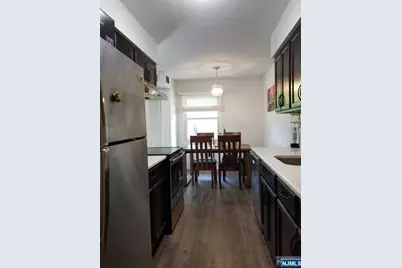 570 North Avenue F #F, Fort Lee, NJ 07024 - Photo 13