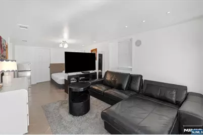 214 Columbus Place, Cliffside Park, NJ 07010 - Photo 11