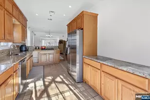 214 Columbus Pl, Cliffside Park, NJ 07010 - Photo 3