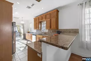 214 Columbus Pl, Cliffside Park, NJ 07010 - Photo 19