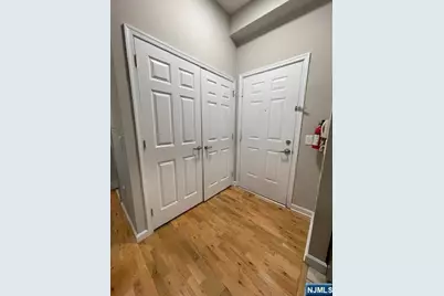 333 Willow Street 409 #409, Teaneck Township, NJ 07666 - Photo 5