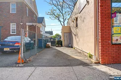 37 Fair Street, Hackensack, NJ 07601 - Photo 3