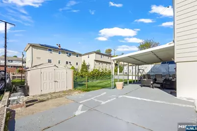 92 Cedarhurst Avenue, Woodland Park, NJ 07424 - Photo 23