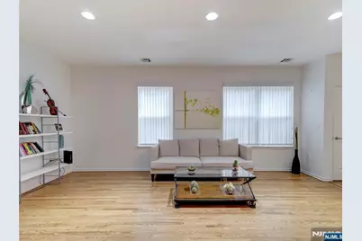 92 Willow Street 3 #3, Bloomfield, NJ 07003 - Photo 5