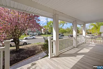 242 Myrtle Avenue, Westfield, NJ 07090 - Photo 3