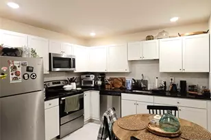 754 Charles Ct, Fort Lee, NJ 07024 - Photo 7